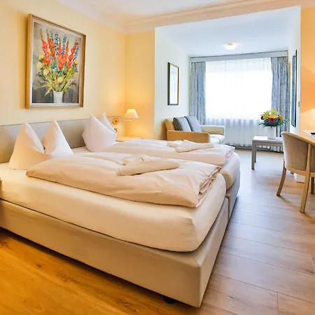 Edda - Ferienzimmer 25 * Graal-Mueritz